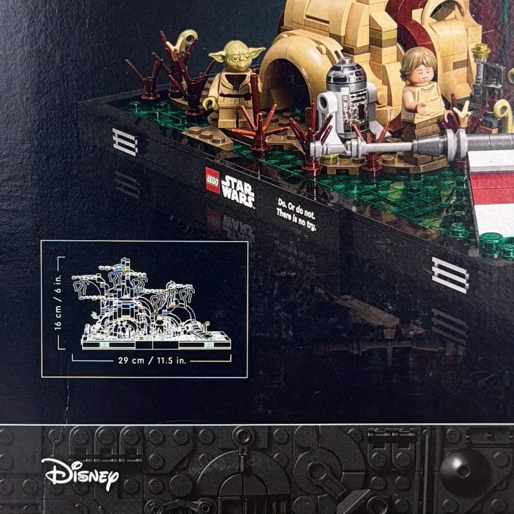 LEGO Star Wars Dagobah Jedi Training Diorama 75330 New Sealed 1000 Pcs NIB